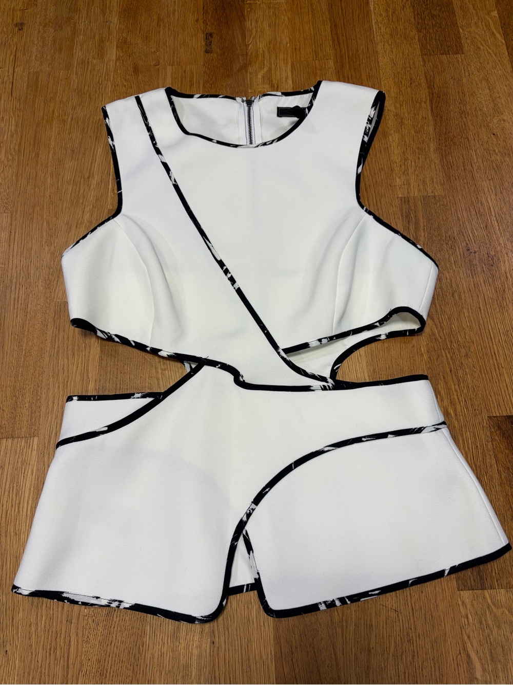 BCBGMaxAzria 2015 spring summer collection Arianah cut out peplum top
